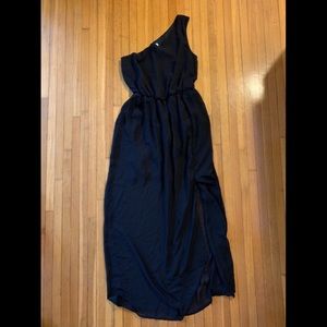 One shoulder dress